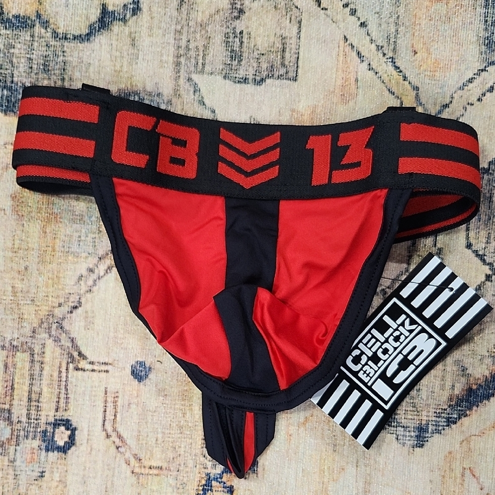 Cbu212 Cellblock13 Cyclone Thong Red and Black